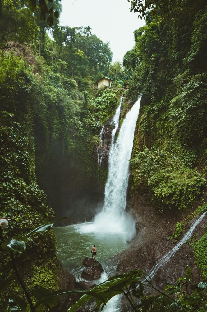 Aling-Aling vattenfall, Bali, Indonesien